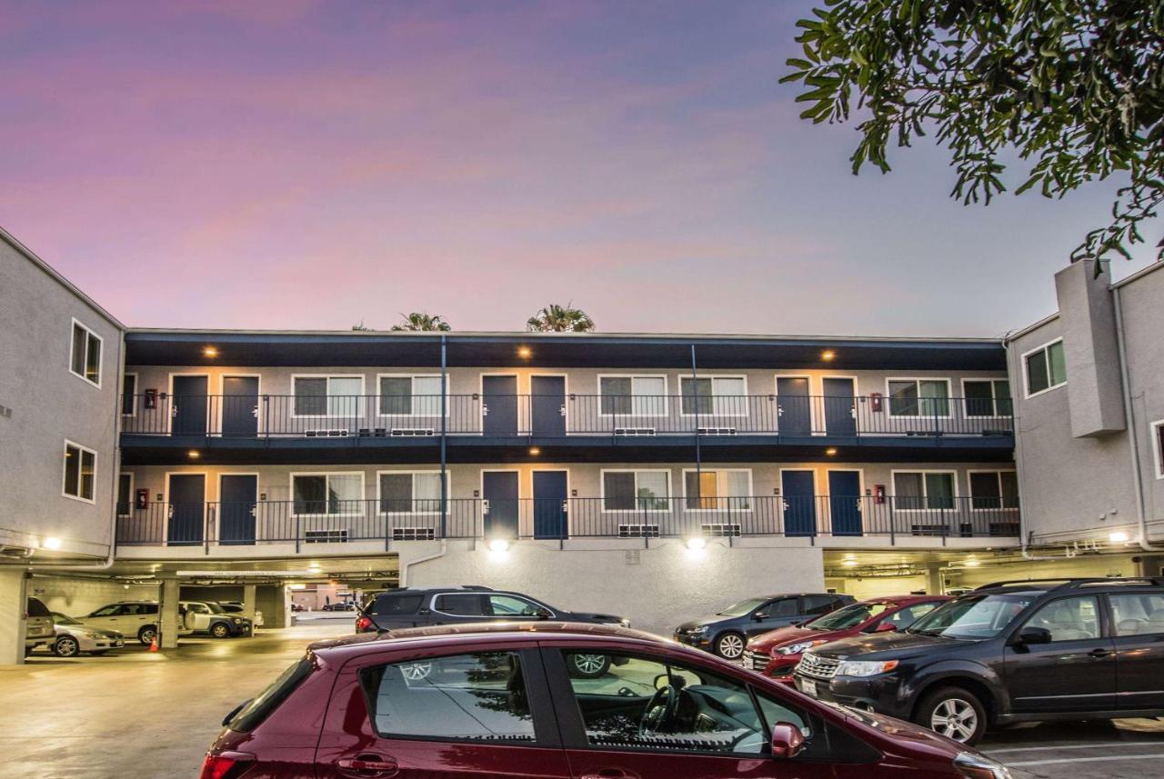 Travelodge By Wyndham Culver City Los Angeles Exterior foto